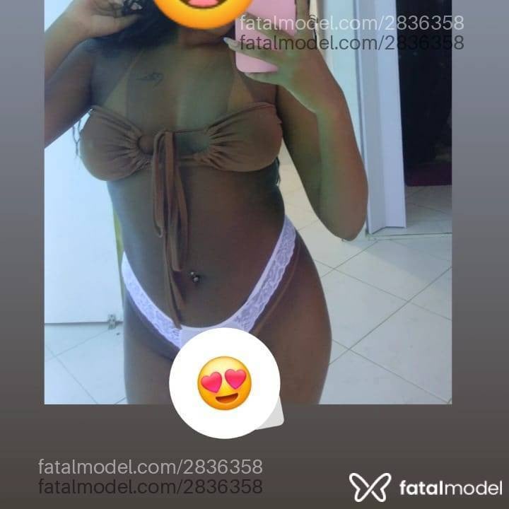 Acompanhante mulher morena (o) de olhos pretos em São Pedro da Aldeia - Larissa