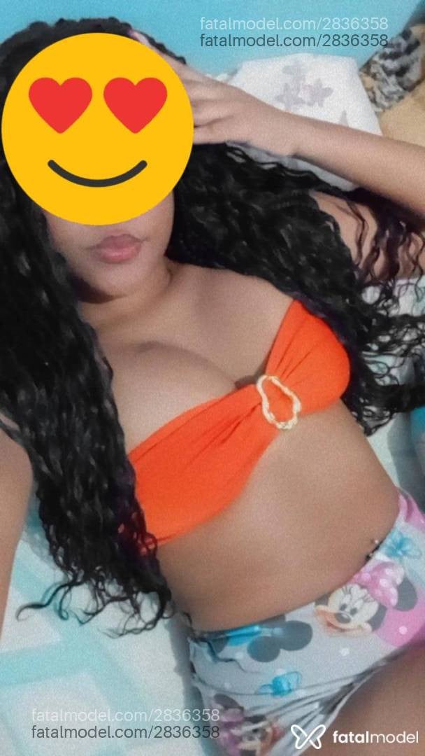 Acompanhante mulher morena (o) de olhos pretos em São Pedro da Aldeia - Larissa