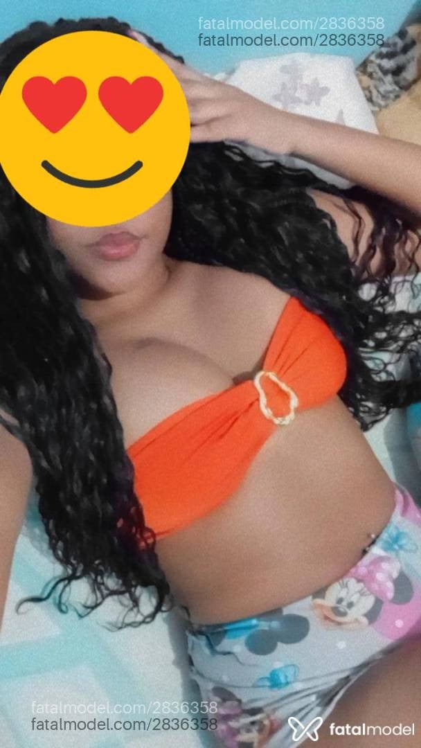 Acompanhante mulher morena (o) de olhos pretos em São Pedro da Aldeia - Larissa