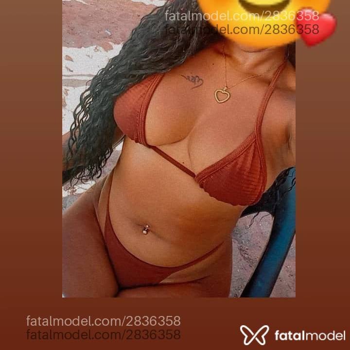 Acompanhante mulher morena (o) de olhos pretos em São Pedro da Aldeia - Larissa
