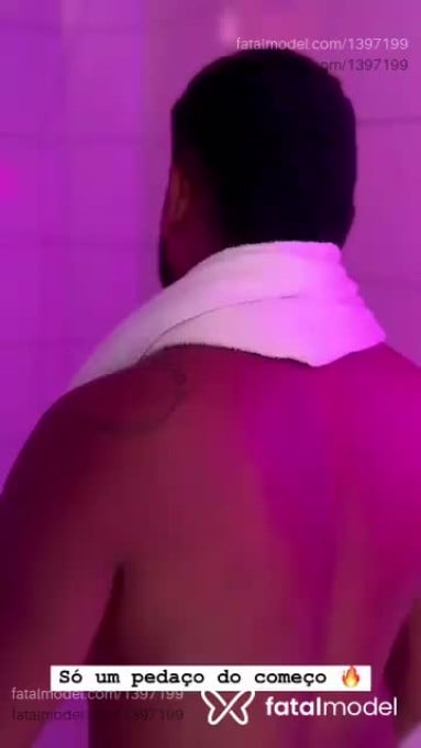 Acompanhante homem morena (o) de olhos castanhos em Vitória da Conquista - Allan