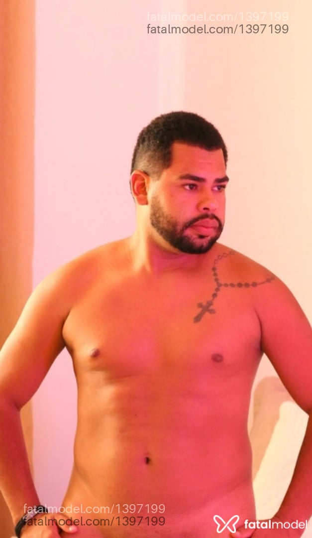 Acompanhante homem morena (o) de olhos castanhos em Vitória da Conquista - Allan