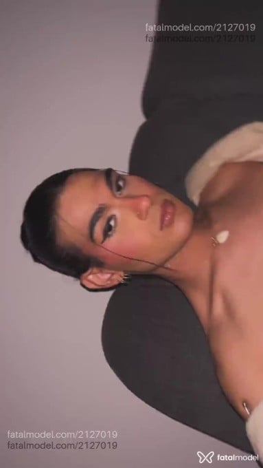 Acompanhante mulher trans morena (o) de olhos castanhos em Uberlândia - Zaira