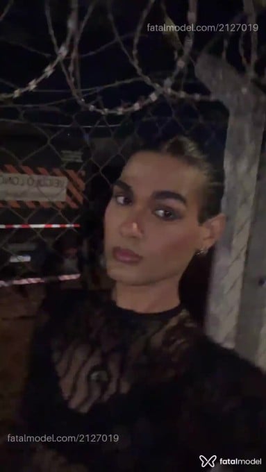 Acompanhante mulher trans morena (o) de olhos castanhos em Uberlândia - Zaira