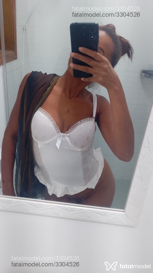 Acompanhante mulher morena (o) de olhos castanhos em São Paulo - Belly