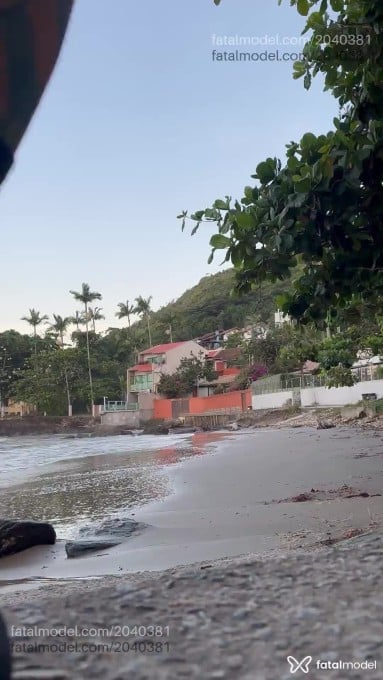 Acompanhante homem com cabelo castanho de olhos castanhos em Itajaí - Yuri Lima