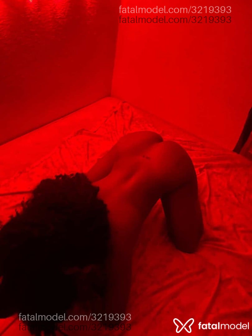 Acompanhante mulher ruiva (o) de olhos pretos em Porto Alegre - Gaby Alves
