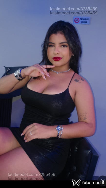 Acompanhante mulher morena (o) de olhos verdes em Água Clara - Camilla