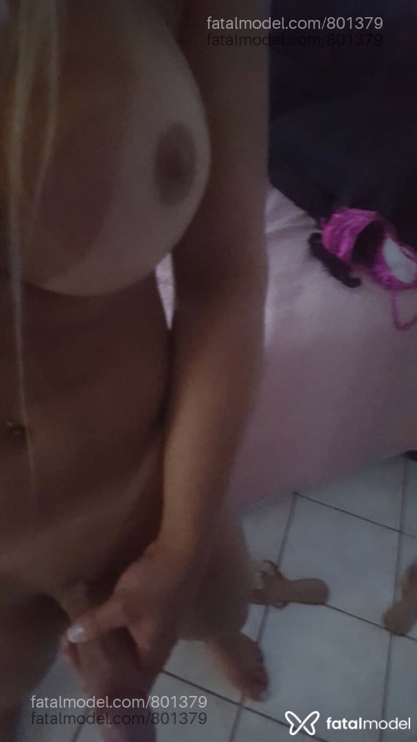 Acompanhante mulher trans loira (o) de olhos mel em Joinville - Fernanda Fernandes