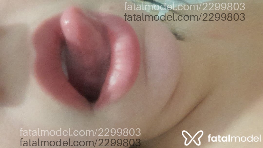 Acompanhante mulher com cabelo castanho de olhos castanhos em Porto Alegre - Nina Vasconcelos