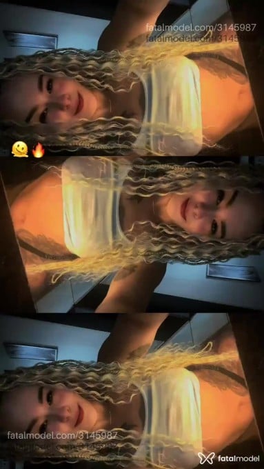 Acompanhante mulher com cabelo castanho de olhos castanhos em Catalão - Jessica