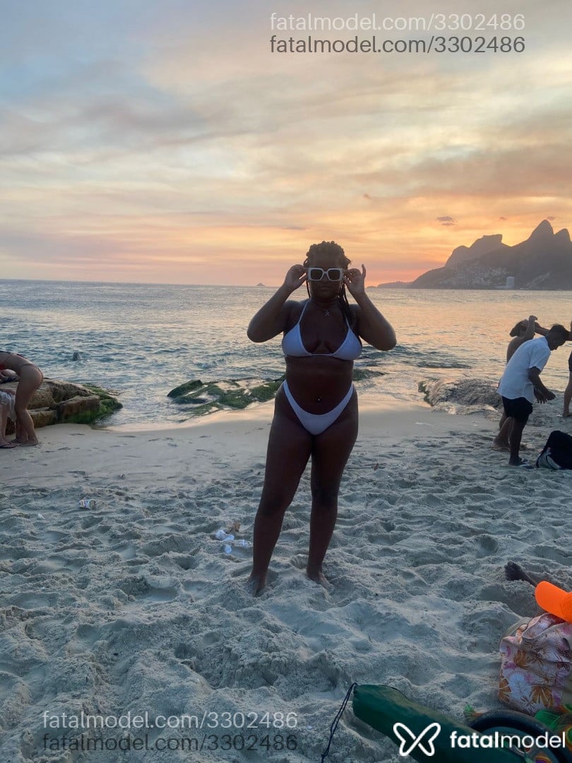Acompanhante mulher com cabelo castanho de olhos castanhos em Rio de Janeiro - Rafaela