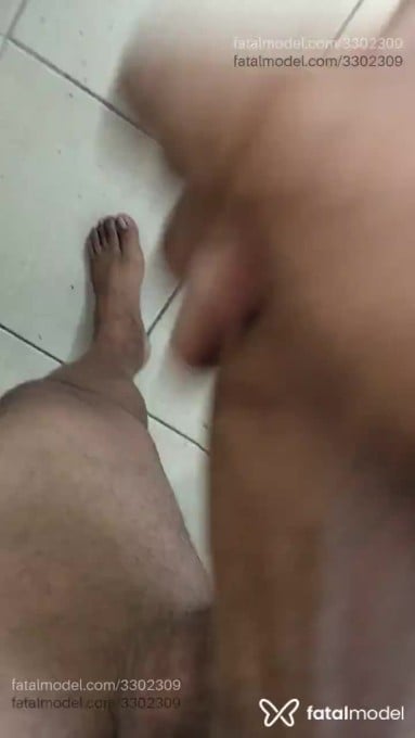 Acompanhante homem morena (o) de olhos castanhos em Blumenau - Morenoblu