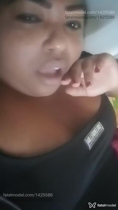 Acompanhante mulher com cabelo castanho de olhos castanhos - Patrícia Santoro Acompanhante mulher com cabelo castanho de olhos castanhos - Patrícia Santoro