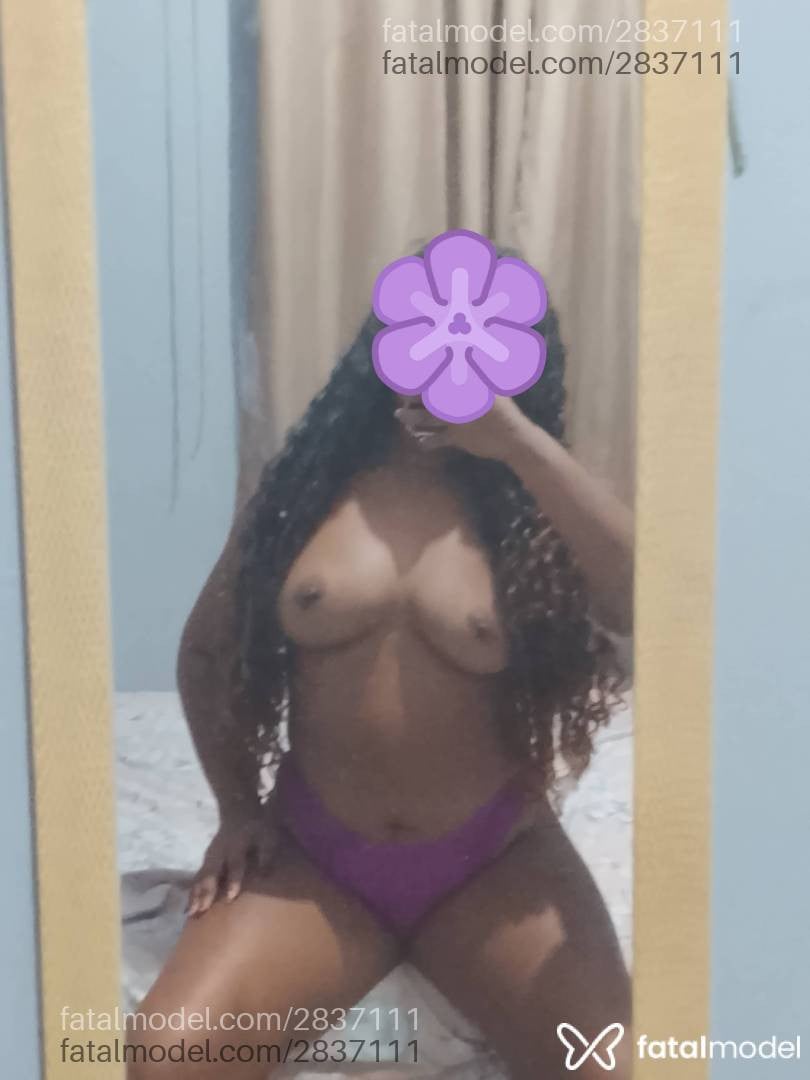 Acompanhante mulher morena (o) de olhos castanhos em Porto Seguro - Bella Moura