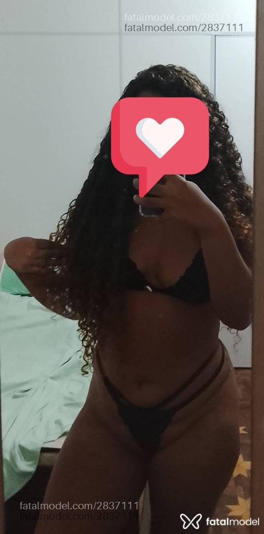 Acompanhante mulher morena (o) de olhos castanhos em Porto Seguro - Bella Moura