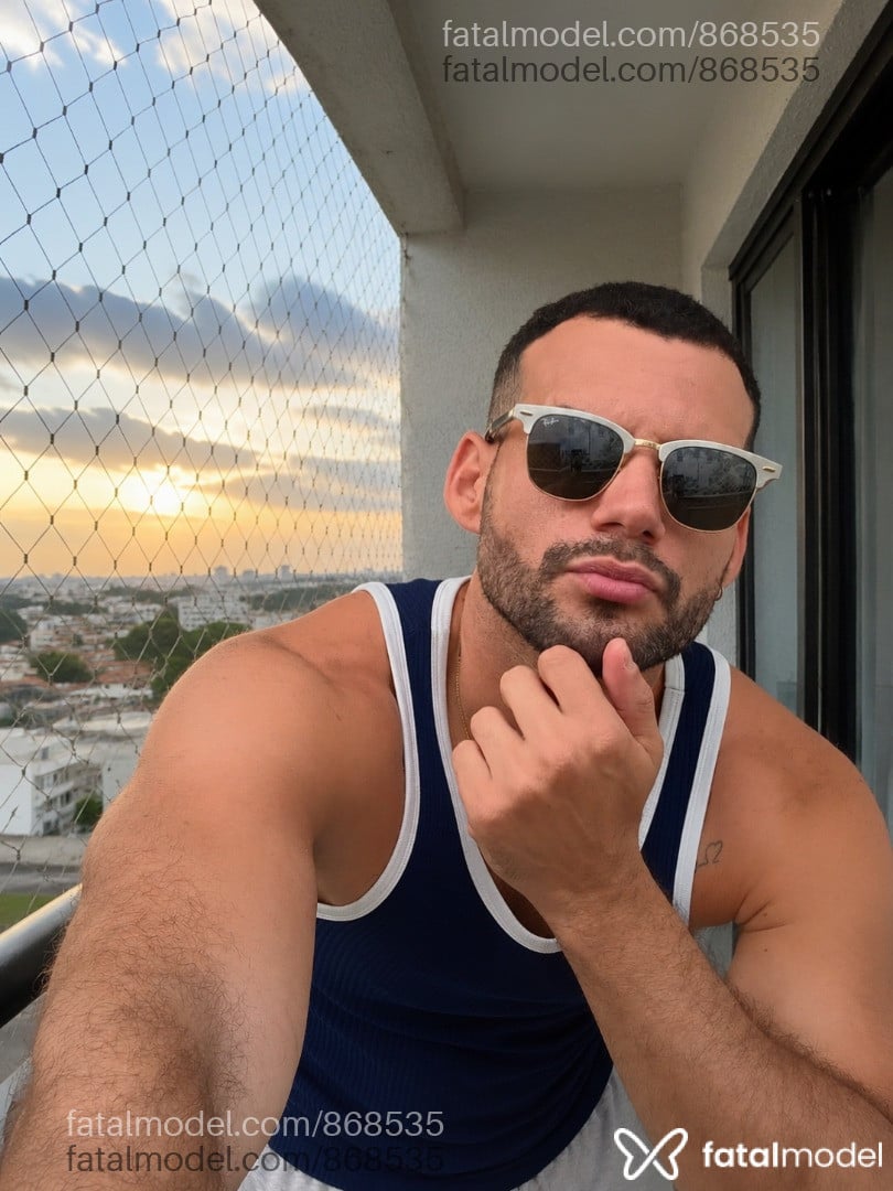 Acompanhante homem com cabelo castanho de olhos castanhos - Lukas vagmaker Acompanhante homem com cabelo castanho de olhos castanhos - Lukas vagmaker