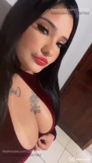 Acompanhante mulher morena (o) de olhos pretos em Itajaí - Giiih