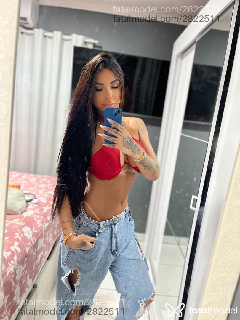 Acompanhante mulher trans morena (o) de olhos castanhos em Florianópolis - Kamila