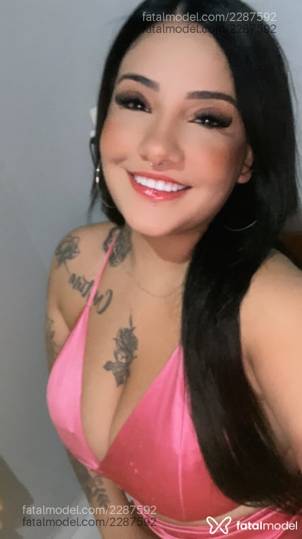 Acompanhante mulher morena (o) de olhos pretos em Itajaí - Giiih