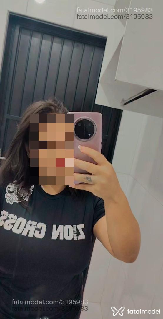 Acompanhante mulher com cabelo castanho de olhos castanhos em Senador Canedo - Steffany