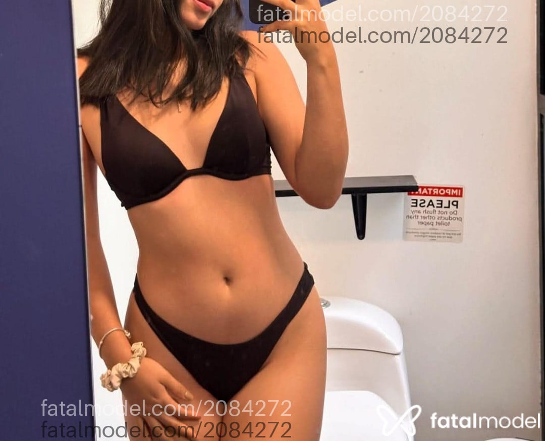 Acompanhante mulher morena (o) de olhos castanhos em Jussara - Vivi