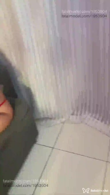 Acompanhante mulher com cabelo castanho de olhos castanhos em Virtual Acompanhante mulher com cabelo castanho de olhos castanhos em Virtual - Jack