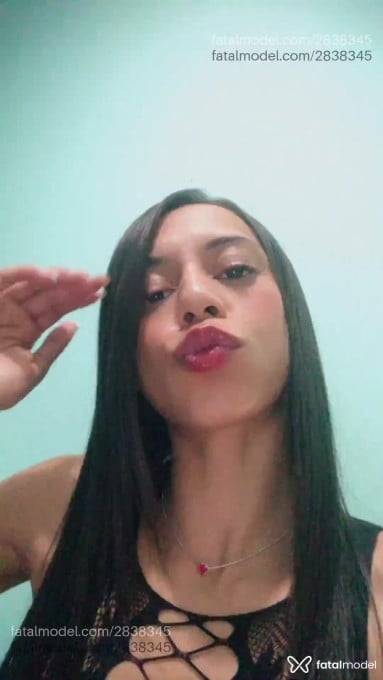 Acompanhante mulher com cabelo castanho de olhos castanhos em Curitiba - LLarissa