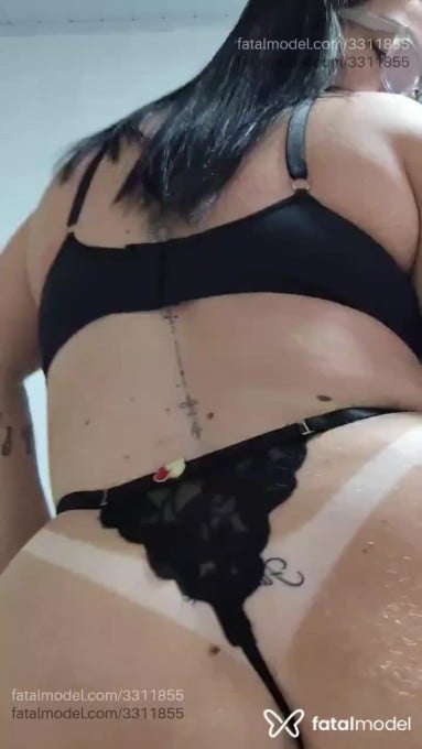 Acompanhante mulher morena (o) de olhos castanhos - Katty