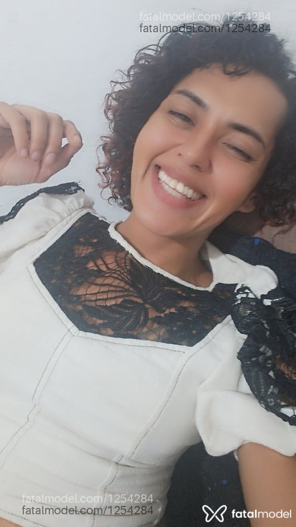 Acompanhante homem trans com cabelo castanho de olhos castanhos em Governador Valadares Acompanhante homem trans com cabelo castanho de olhos castanhos em Governador Valadares - Paola Caldeira