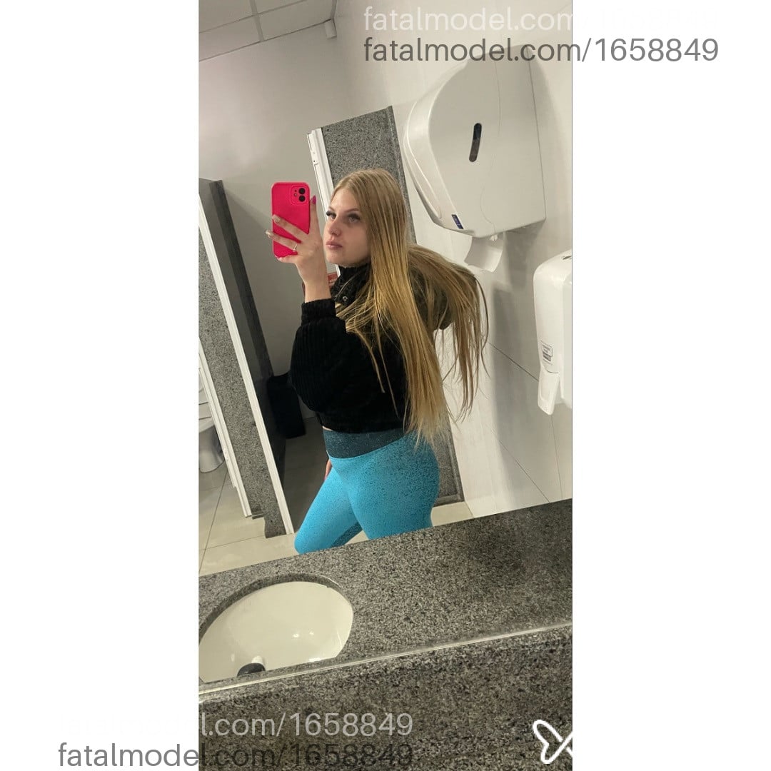 Acompanhante mulher loira (o) de olhos azuis em Caxias do Sul - Jenifer Schmidt