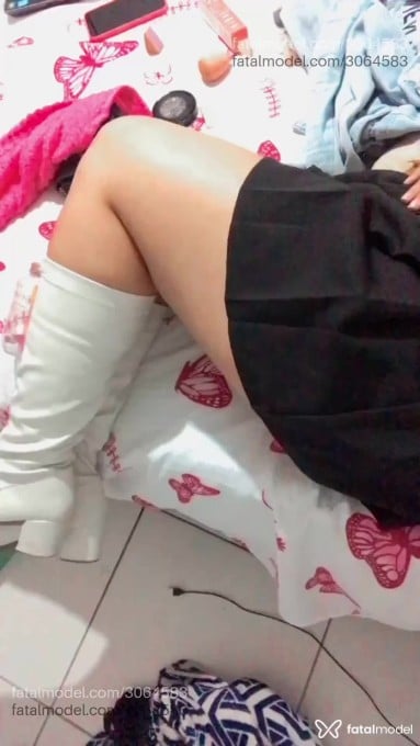 Acompanhante mulher loira (o) de olhos castanhos em Osasco - Carolina