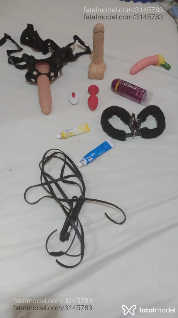 Acompanhante mulher com cabelo castanho de olhos pretos em Rio de Janeiro - Morena