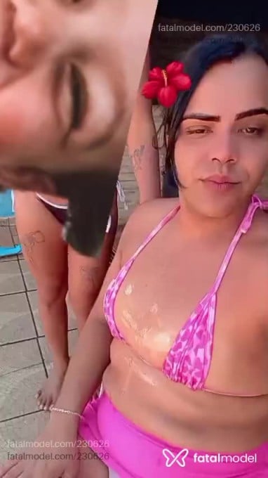 Acompanhante trans loira (o) de olhos castanhos em Pontal - Alya Sofia