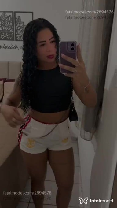 Acompanhante mulher morena (o) de olhos pretos em Vila Velha - Khailla