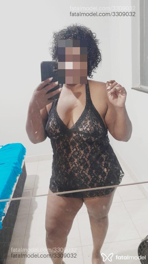 Acompanhante mulher morena (o) de olhos pretos em Trindade Acompanhante mulher morena (o) de olhos pretos em Trindade - Ninaah