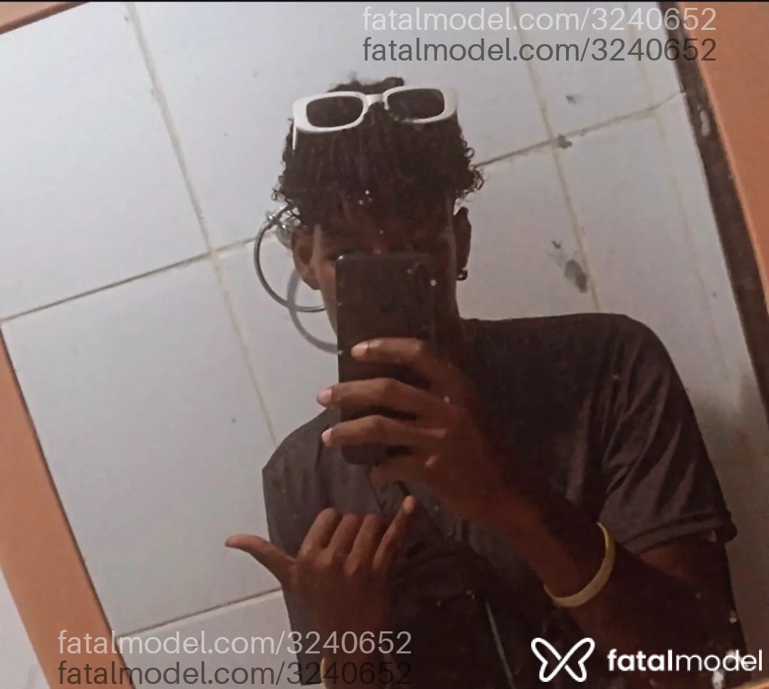 Acompanhante homem morena (o) de olhos castanhos em Cabo Frio - Baiano