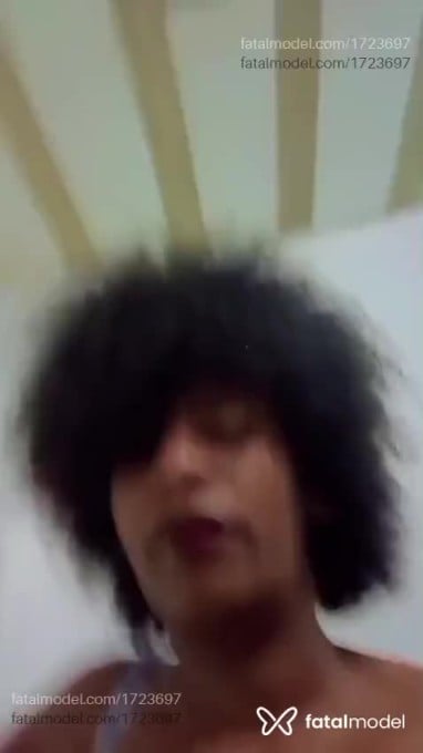 Acompanhante mulher com cabelo castanho de olhos castanhos em Iguaba Grande - Jaquelineborboleta