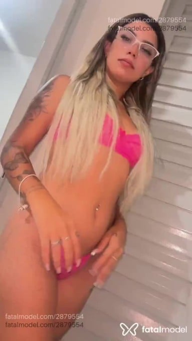 Acompanhante mulher loira (o) de olhos pretos em Uberlândia - Jady Silva