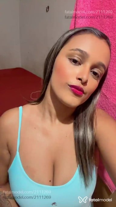 Acompanhante mulher loira (o) de olhos castanhos em Itaitinga Acompanhante mulher loira (o) de olhos castanhos em Itaitinga - Paulina
