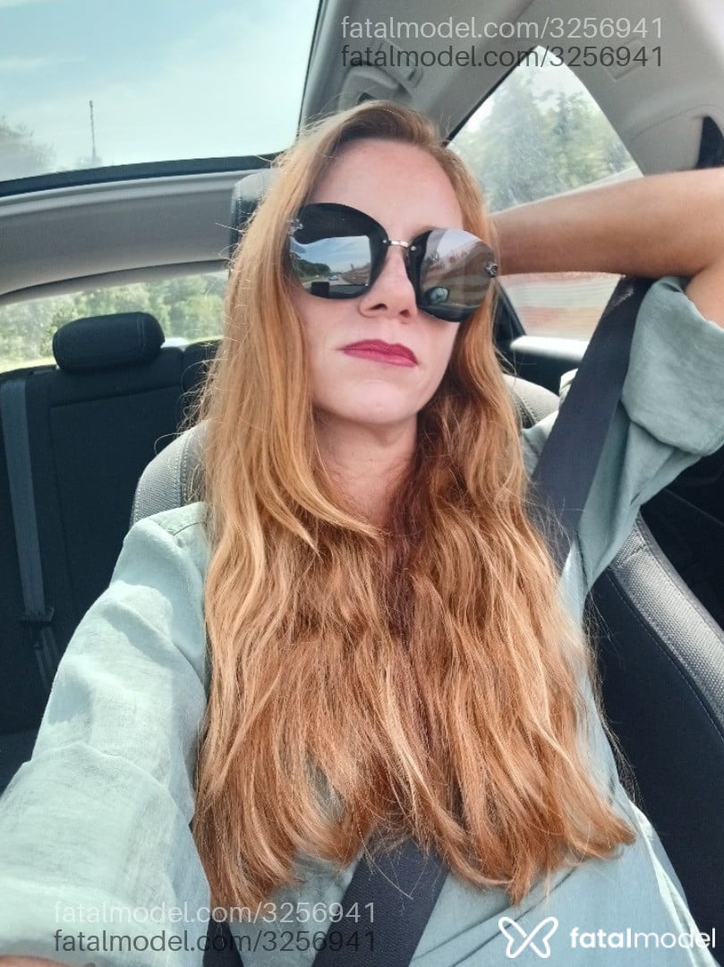 Acompanhante mulher ruiva (o) de olhos castanhos em Betim - Kimberly Kym