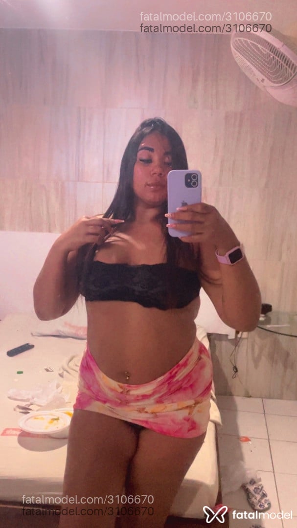 Acompanhante mulher ruiva (o) de olhos pretos em Campina Grande - Emily