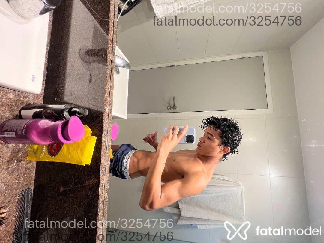 Acompanhante homem morena (o) de olhos pretos em Belo Horizonte Acompanhante homem morena (o) de olhos pretos em Belo Horizonte - Rangel