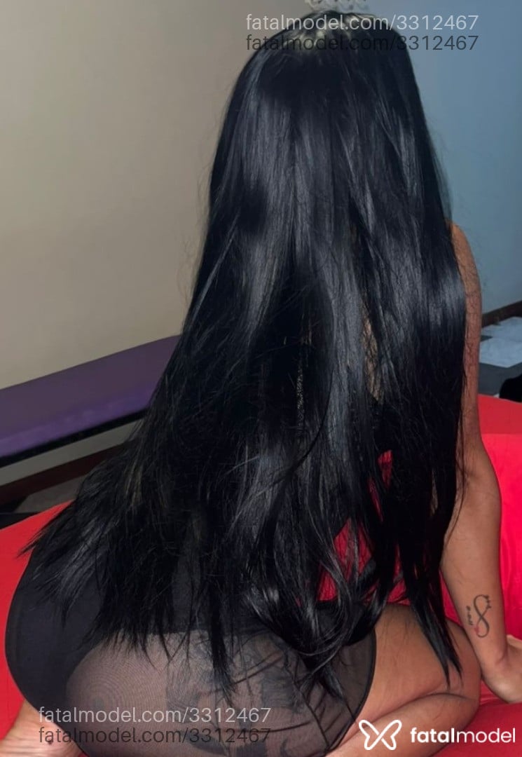 Acompanhante mulher morena (o) de olhos pretos em Itajaí - Thalia