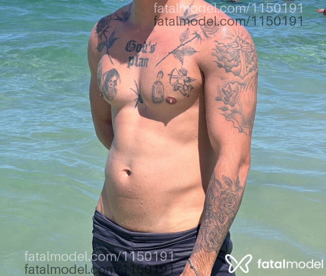Acompanhante homem morena (o) de olhos castanhos em Marília Acompanhante homem morena (o) de olhos castanhos em Marília - Lucca