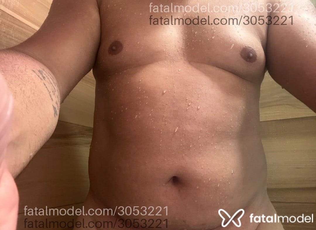 Acompanhante homem morena (o) de olhos pretos em Rio de Janeiro Acompanhante homem morena (o) de olhos pretos em Rio de Janeiro - João Mendes