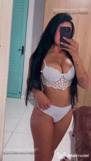 Acompanhante mulher morena (o) de olhos pretos em Primavera do Leste - Rayane