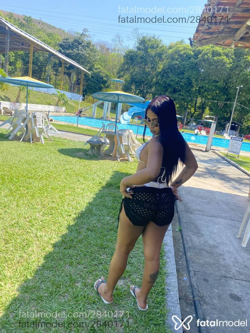 Acompanhante mulher morena (o) de olhos castanhos - Preta Rara