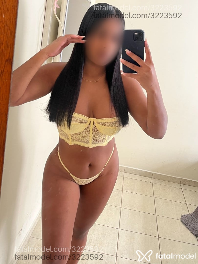 Acompanhante mulher morena (o) de olhos pretos em Pouso Alegre - Natasha Brandao