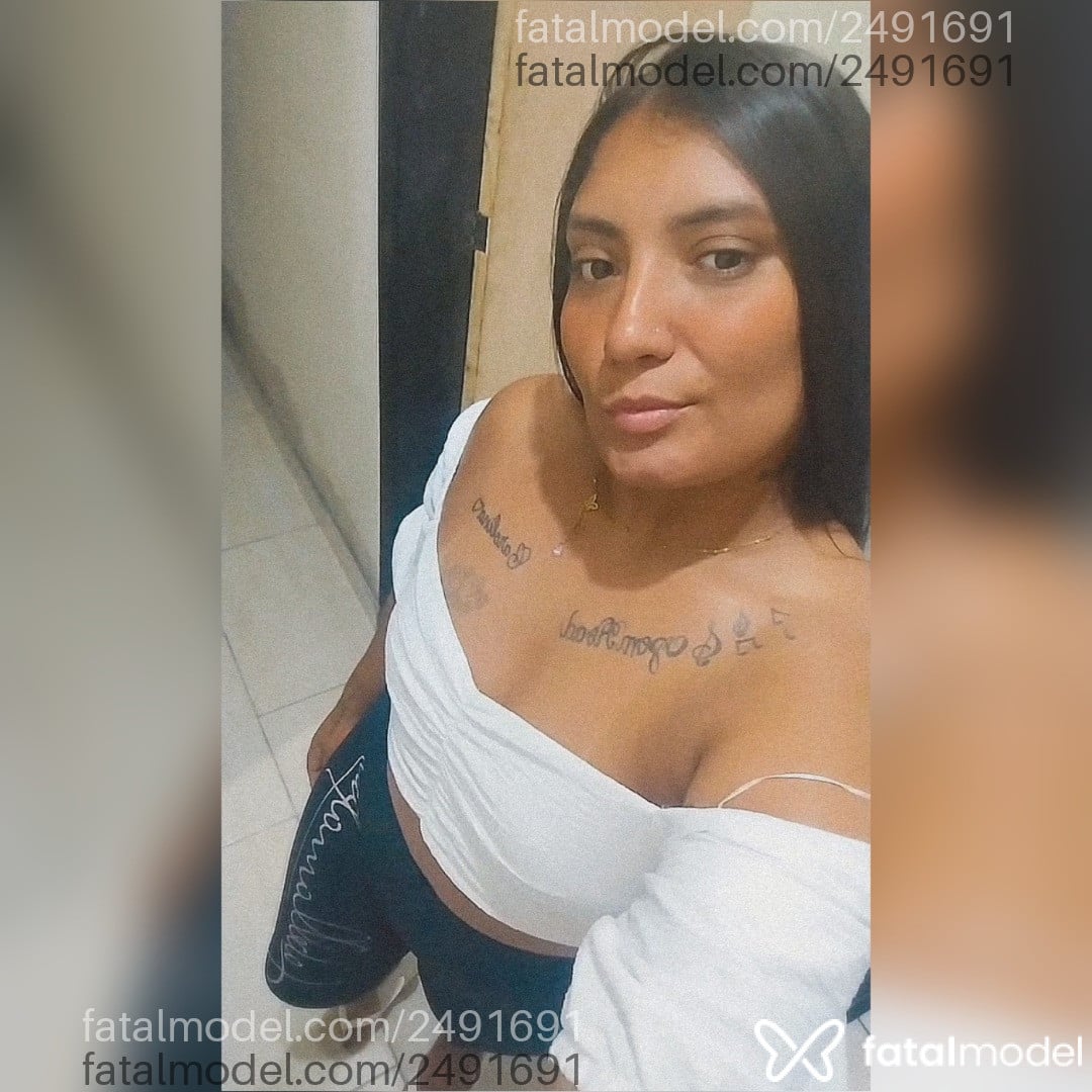 Acompanhante mulher com cabelo castanho de olhos castanhos em Viamão - Angel
